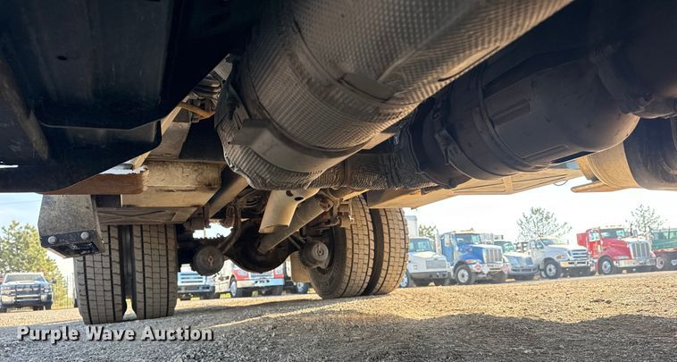 image for item EG1937 2018 Ford F750 Super Duty bucket truck