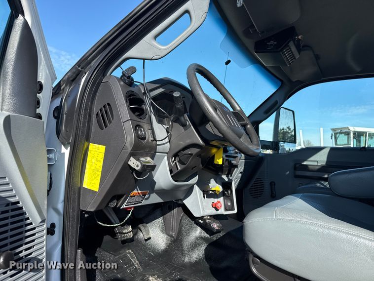 image for item EG1937 2018 Ford F750 Super Duty bucket truck