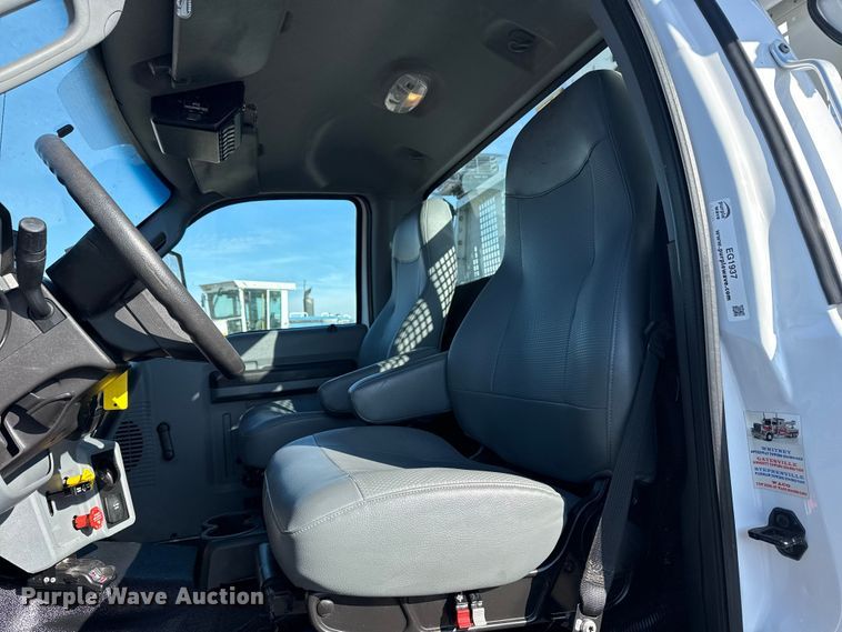 image for item EG1937 2018 Ford F750 Super Duty bucket truck