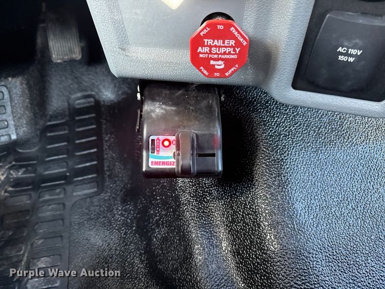 image for item EG1937 2018 Ford F750 Super Duty bucket truck