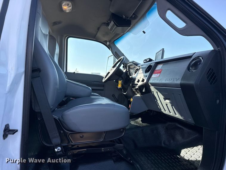 image for item EG1937 2018 Ford F750 Super Duty bucket truck