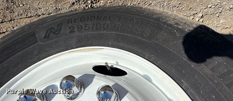 image for item EG1937 2018 Ford F750 Super Duty bucket truck