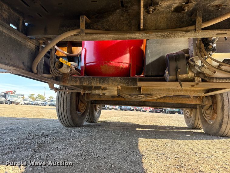 image for item EG1938 2014 Vac-Tron LP533DT-H vacuum excavator