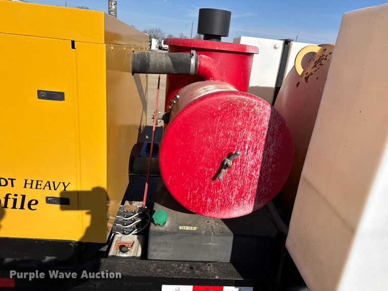 image for item EG1938 2014 Vac-Tron LP533DT-H vacuum excavator