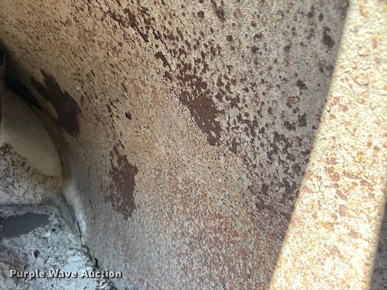 image for item EG1938 2014 Vac-Tron LP533DT-H vacuum excavator