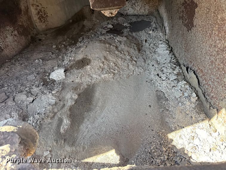 image for item EG1938 2014 Vac-Tron LP533DT-H vacuum excavator