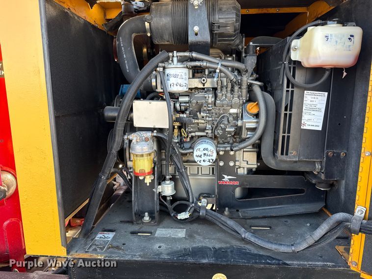 image for item EG1938 2014 Vac-Tron LP533DT-H vacuum excavator