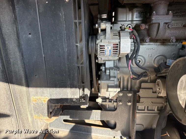 image for item EG1938 2014 Vac-Tron LP533DT-H vacuum excavator