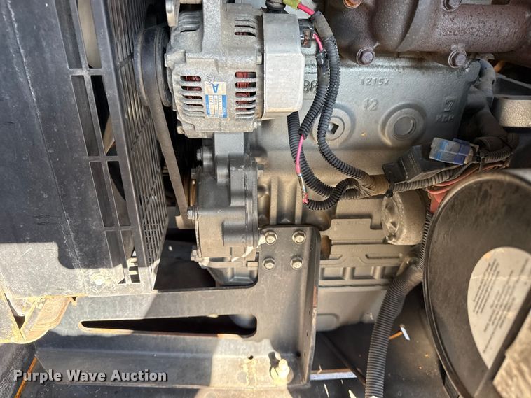 image for item EG1938 2014 Vac-Tron LP533DT-H vacuum excavator