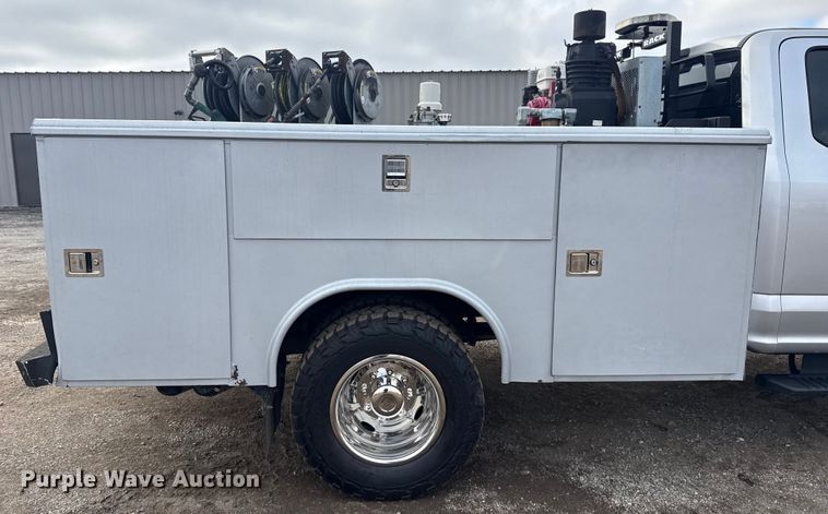 image for item EG1957 2017 Ford F350 XL Ext. Cab utility bed pickup truck