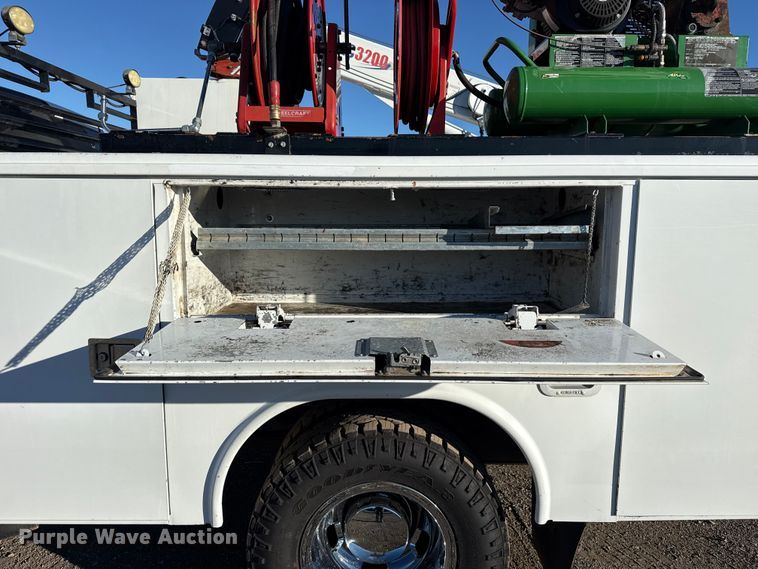 image for item EG1965 2017 RAM 3500 utility / service truck