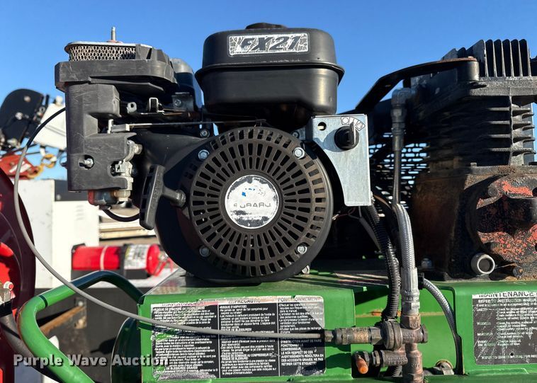 image for item EG1965 2017 RAM 3500 utility / service truck