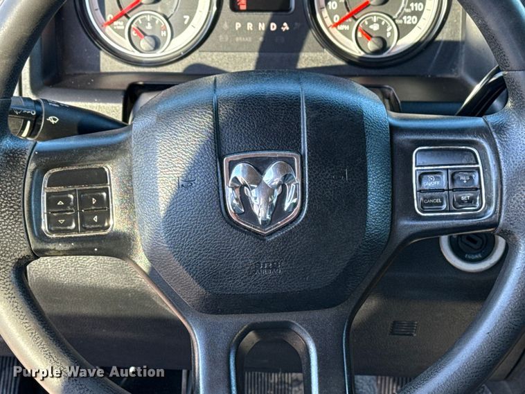 image for item EG1965 2017 RAM 3500 utility / service truck