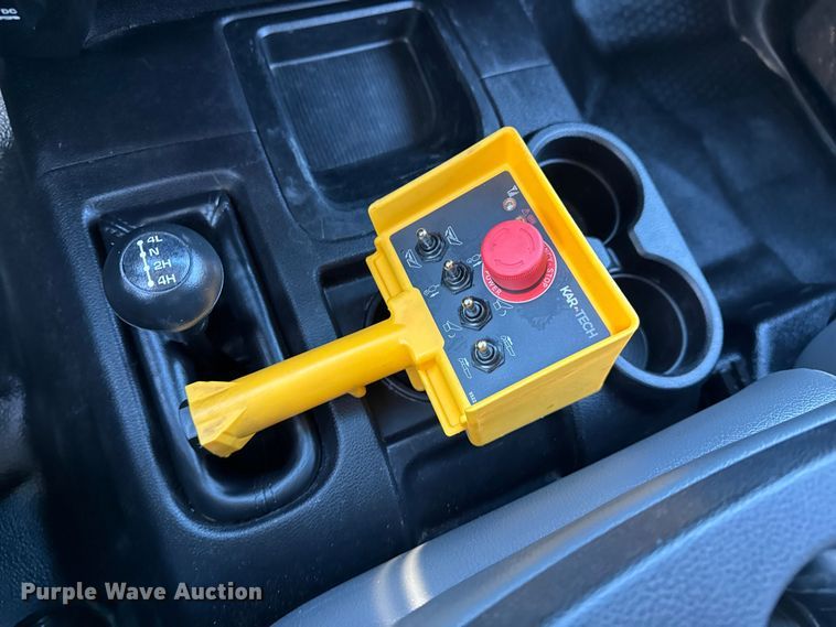 image for item EG1965 2017 RAM 3500 utility / service truck