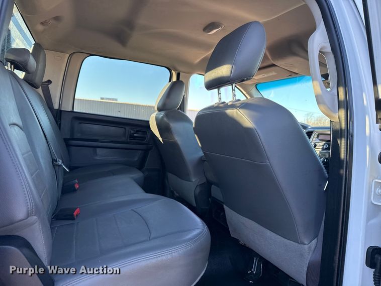 image for item EG1965 2017 RAM 3500 utility / service truck