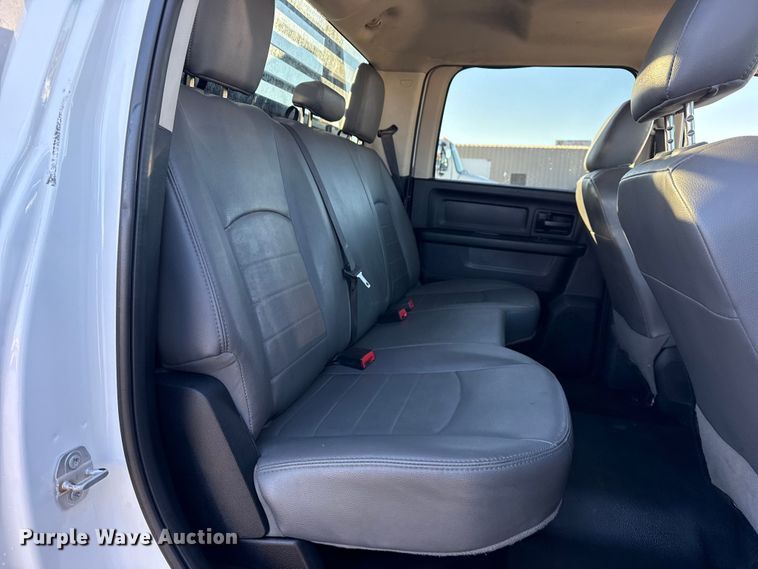 image for item EG1965 2017 RAM 3500 utility / service truck