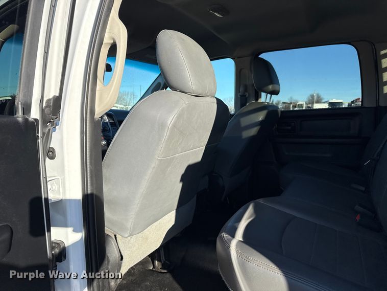 image for item EG1965 2017 RAM 3500 utility / service truck