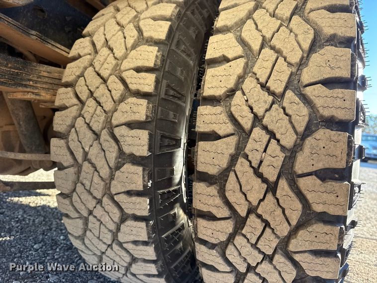 image for item EG1965 2017 RAM 3500 utility / service truck