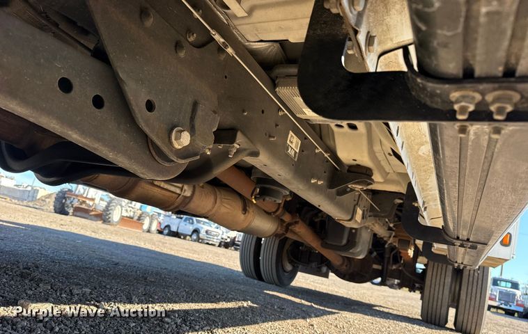 image for item EG1968 2012 Ford F550 utility / service truck