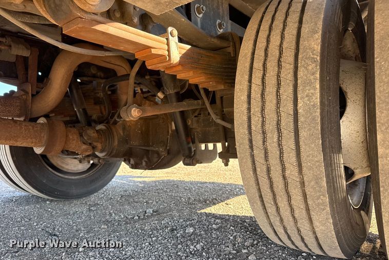 image for item EG1968 2012 Ford F550 utility / service truck