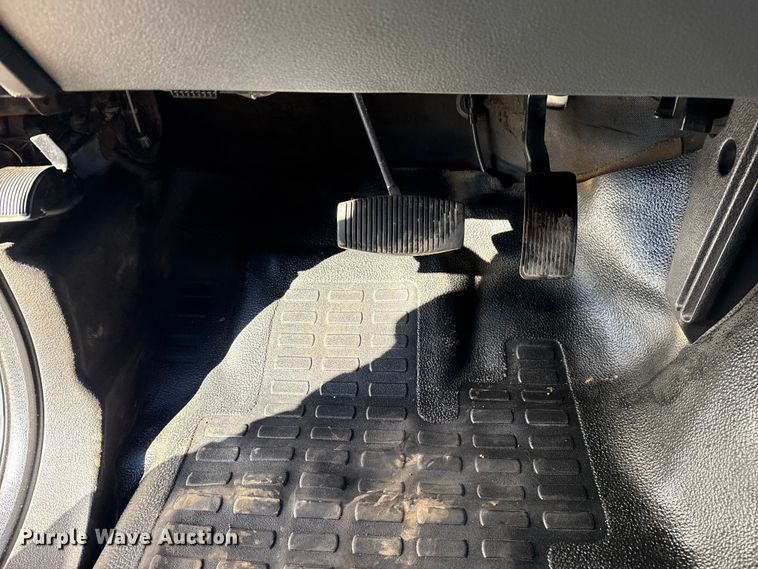 image for item EG1968 2012 Ford F550 utility / service truck