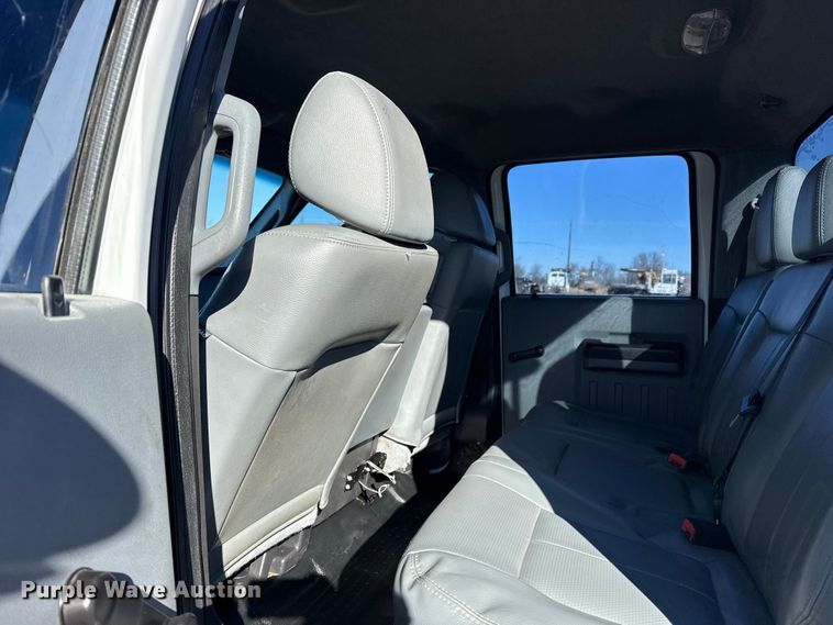 image for item EG1968 2012 Ford F550 utility / service truck