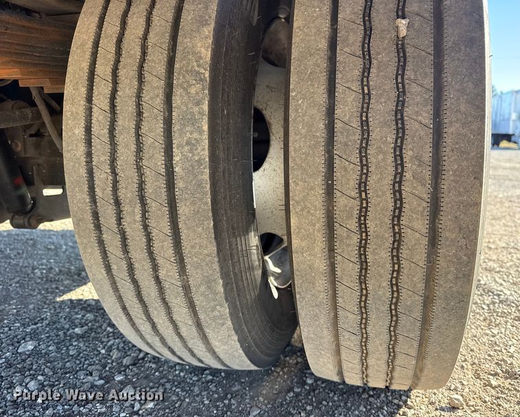 image for item EG1968 2012 Ford F550 utility / service truck