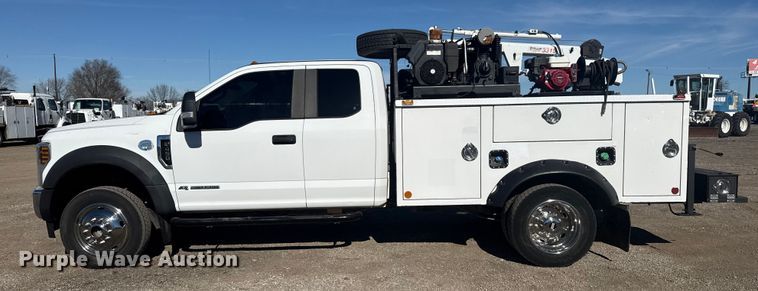 image for item EG1970 2018 Ford F450 Super Duty XL utility / service truck