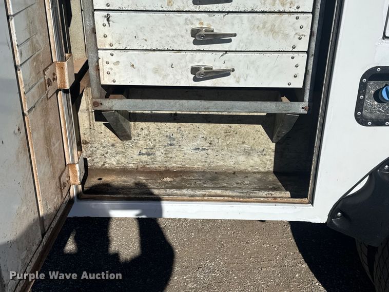 image for item EG1970 2018 Ford F450 Super Duty XL utility / service truck