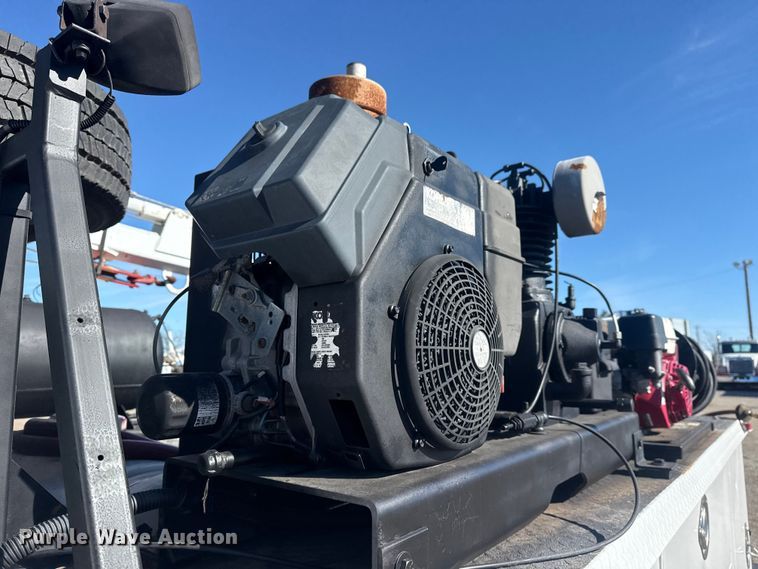 image for item EG1970 2018 Ford F450 Super Duty XL utility / service truck