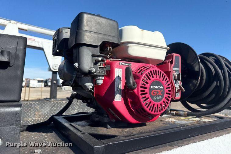 image for item EG1970 2018 Ford F450 Super Duty XL utility / service truck