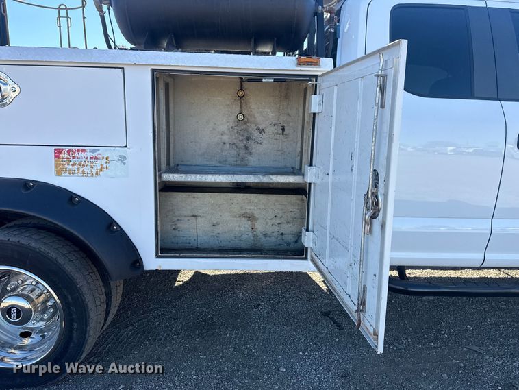 image for item EG1970 2018 Ford F450 Super Duty XL utility / service truck