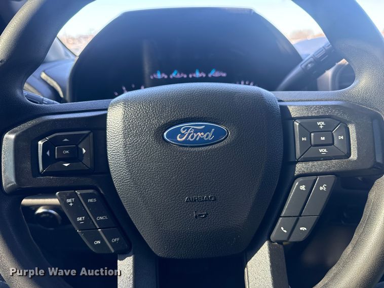 image for item EG1970 2018 Ford F450 Super Duty XL utility / service truck