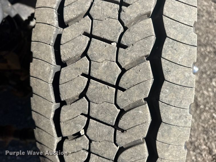 image for item EG1970 2018 Ford F450 Super Duty XL utility / service truck