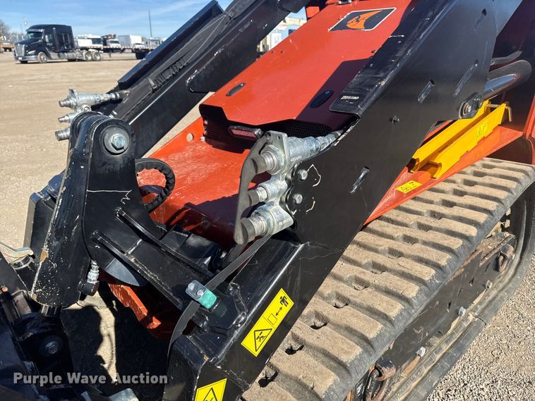 image for item EG1972 2022 Ditch Witch SK3000 compact utility loader