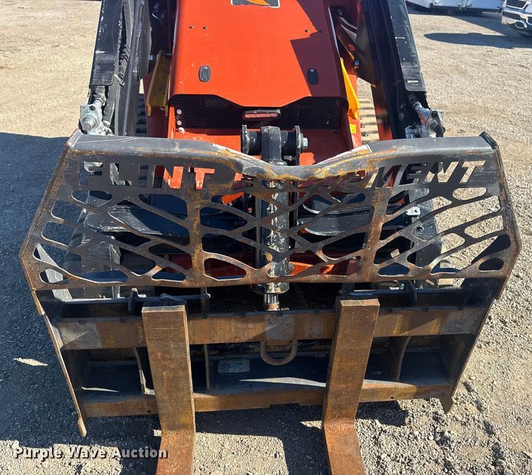 image for item EG1972 2022 Ditch Witch SK3000 compact utility loader
