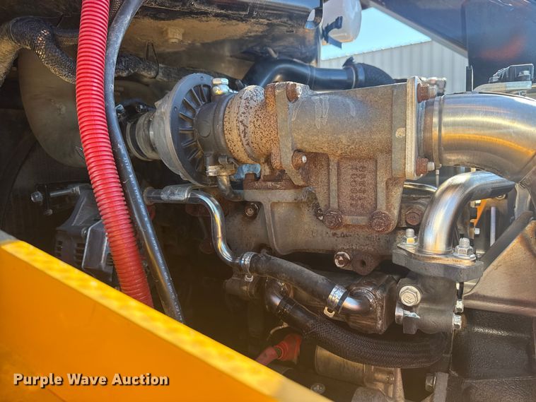 image for item EG1972 2022 Ditch Witch SK3000 compact utility loader