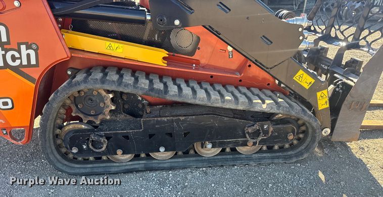 image for item EG1972 2022 Ditch Witch SK3000 compact utility loader