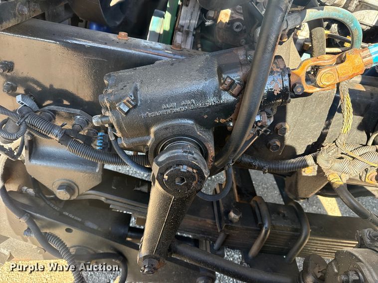 image for item EG1974 2006 International 7400 crane truck