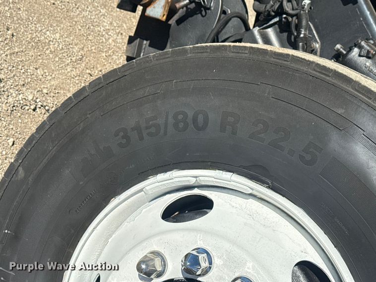 image for item EG1974 2006 International 7400 crane truck