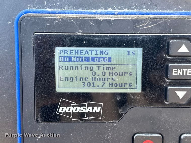 image for item EG1975 2021 Doosan Portable Power G25WDO-T4F generator