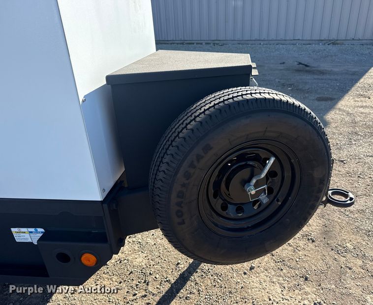 image for item EG1975 2021 Doosan Portable Power G25WDO-T4F generator