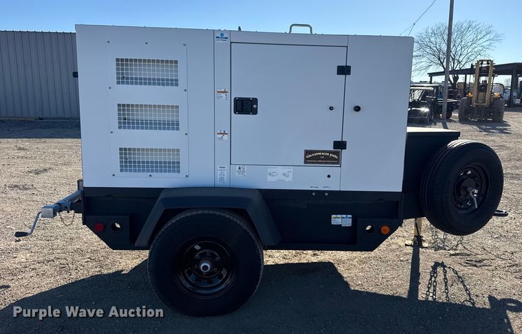 image for item EG1976 2021 Doosan Portable Power G25WDO-T4F generator