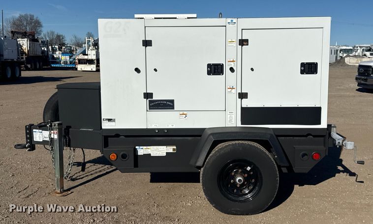 image for item EG1976 2021 Doosan Portable Power G25WDO-T4F generator