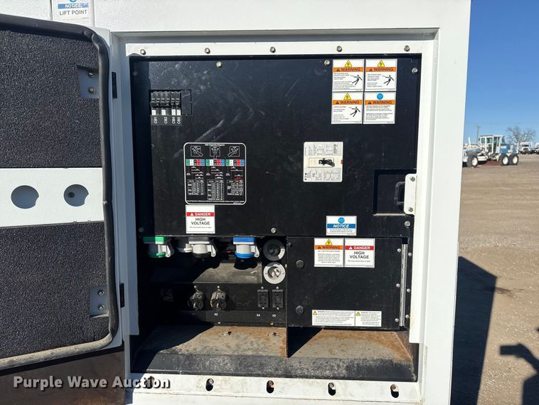 image for item EG1977 2019 Doosan Portable Power G25WDO-T4F generator