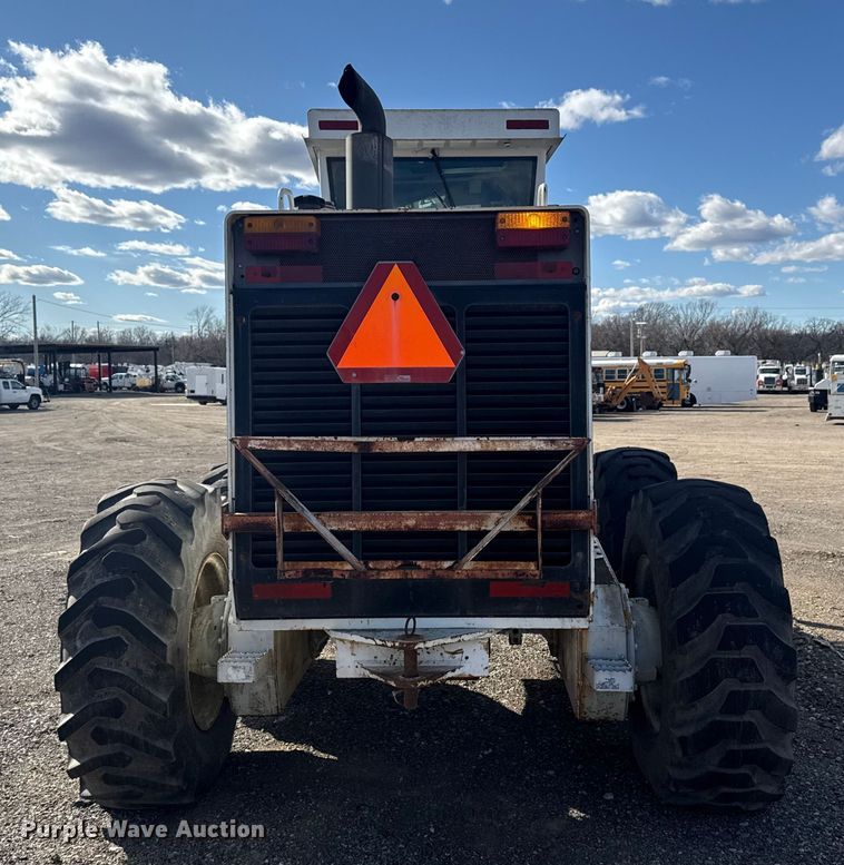 image for item EG1982 2000 John Deere 770C motor grader