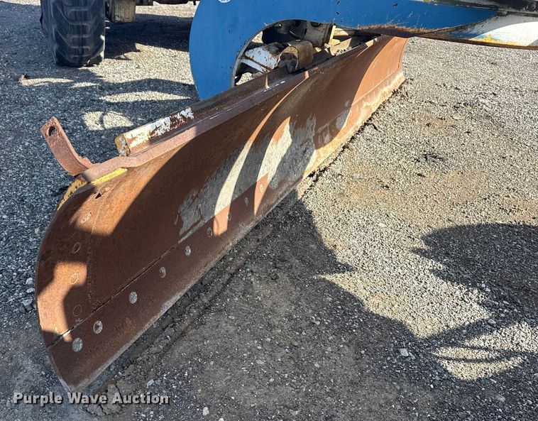 image for item EG1982 2000 John Deere 770C motor grader