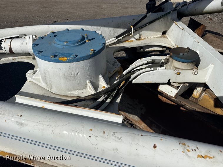 image for item EG1982 2000 John Deere 770C motor grader