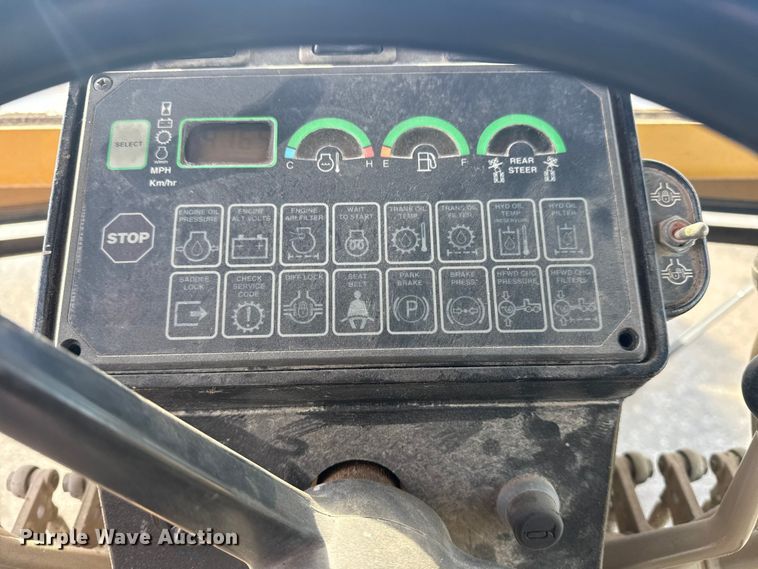 image for item EG1982 2000 John Deere 770C motor grader