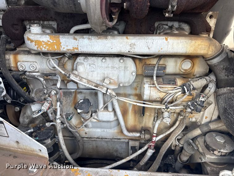 image for item EG1982 2000 John Deere 770C motor grader